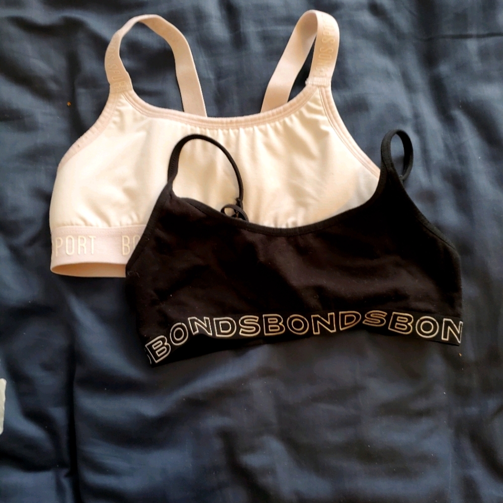 Girls black & white bra